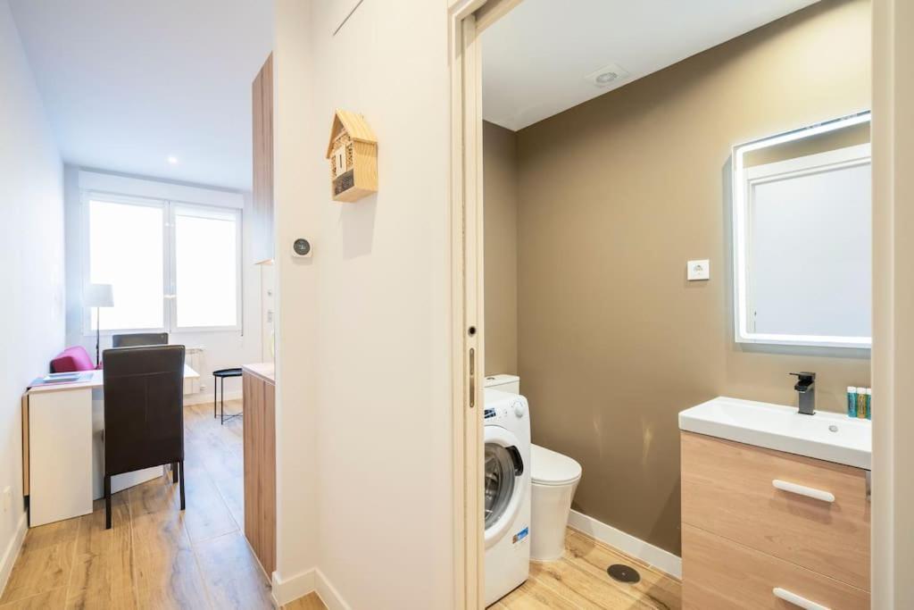 Agradable Apartamento A Pie De Calle-30 Min De Sol Madrid Exterior photo